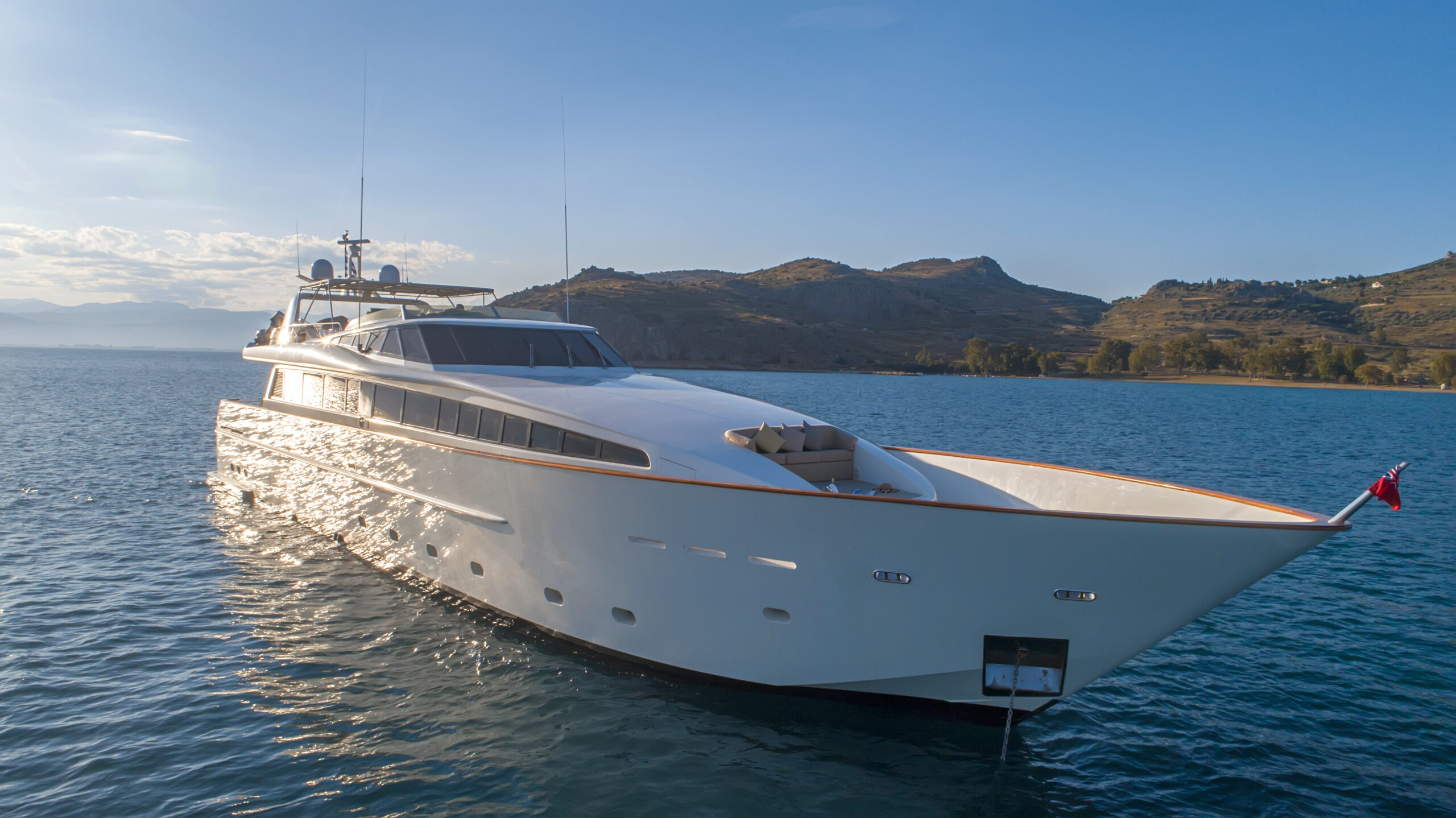 AQUILA YACHT-7